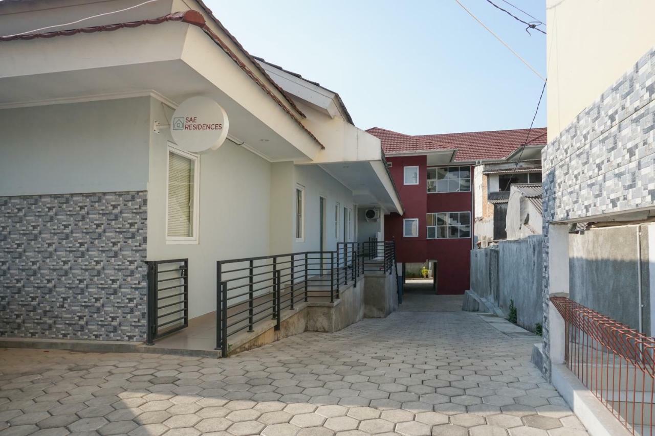 Residences By Reddoorz Near Mt Haryono - Minimum Stay 7 Days جاكرتا المظهر الخارجي الصورة
